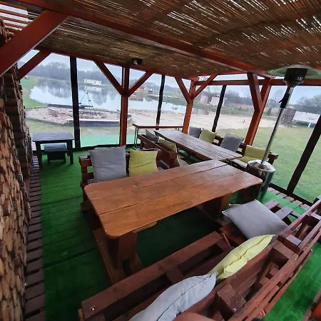 Lodge Lary Homes - Dabrowka Gostynin