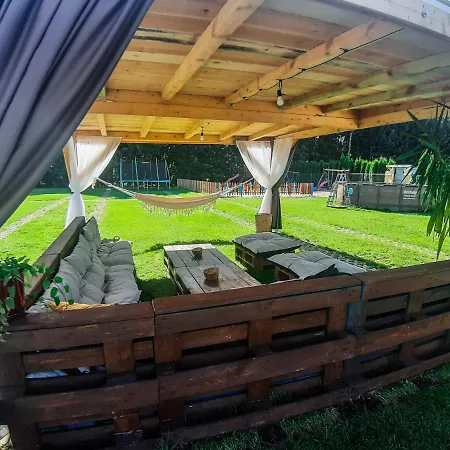 אכסניה Lary Homes - Dabrowka *