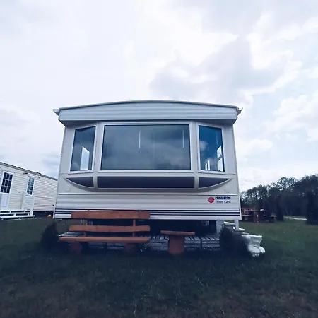 Lary Homes - Dabrowka *