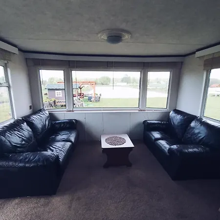 Lary Homes - Dabrowka