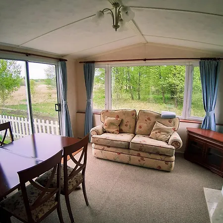 Lary Homes - Dabrowka *