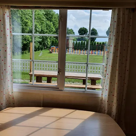 Lary Homes - Dabrowka * גוסטנין