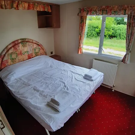 אכסניה Lary Homes - Dabrowka *