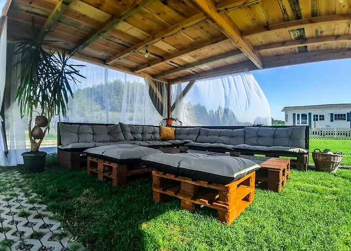 Lary Homes - Dabrowka Gostynin