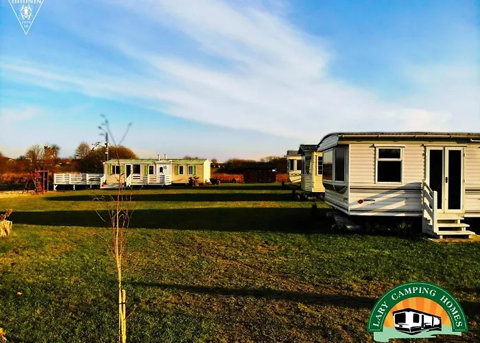 Lary Homes - Dabrowka Lodge *