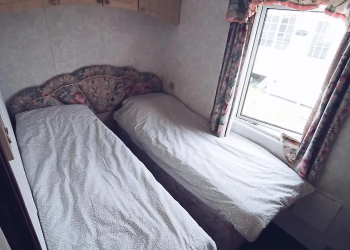 Lary Homes - Dabrowka Lodge *